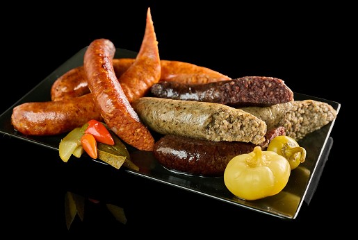 Nem csak a lángosunk különleges: A tökéletes, házi ízvilágú sült kolbász és hurka titka